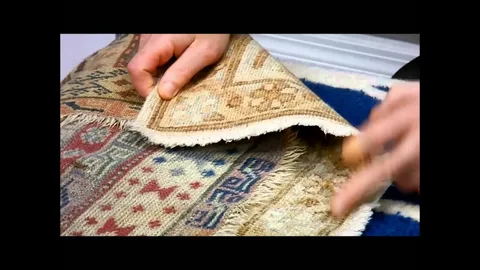 How Knot Technique Impacts the Quality of Hand Knotted Rugs
